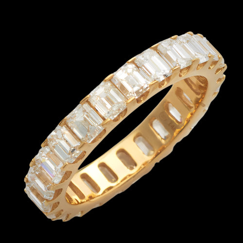 14KY 4.20CTW EMERALD DIAMOND ETERNITY BAND