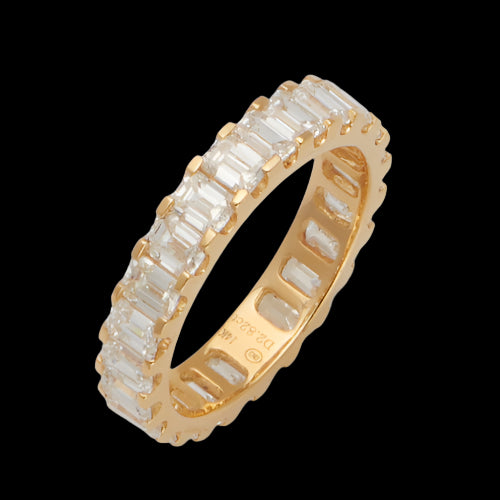 14KY 2.88CTW EMERALD DIAMOND ETERNITY BAND